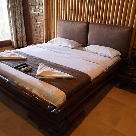 Bamboo And Bricks Resort Welhe Luaran gambar