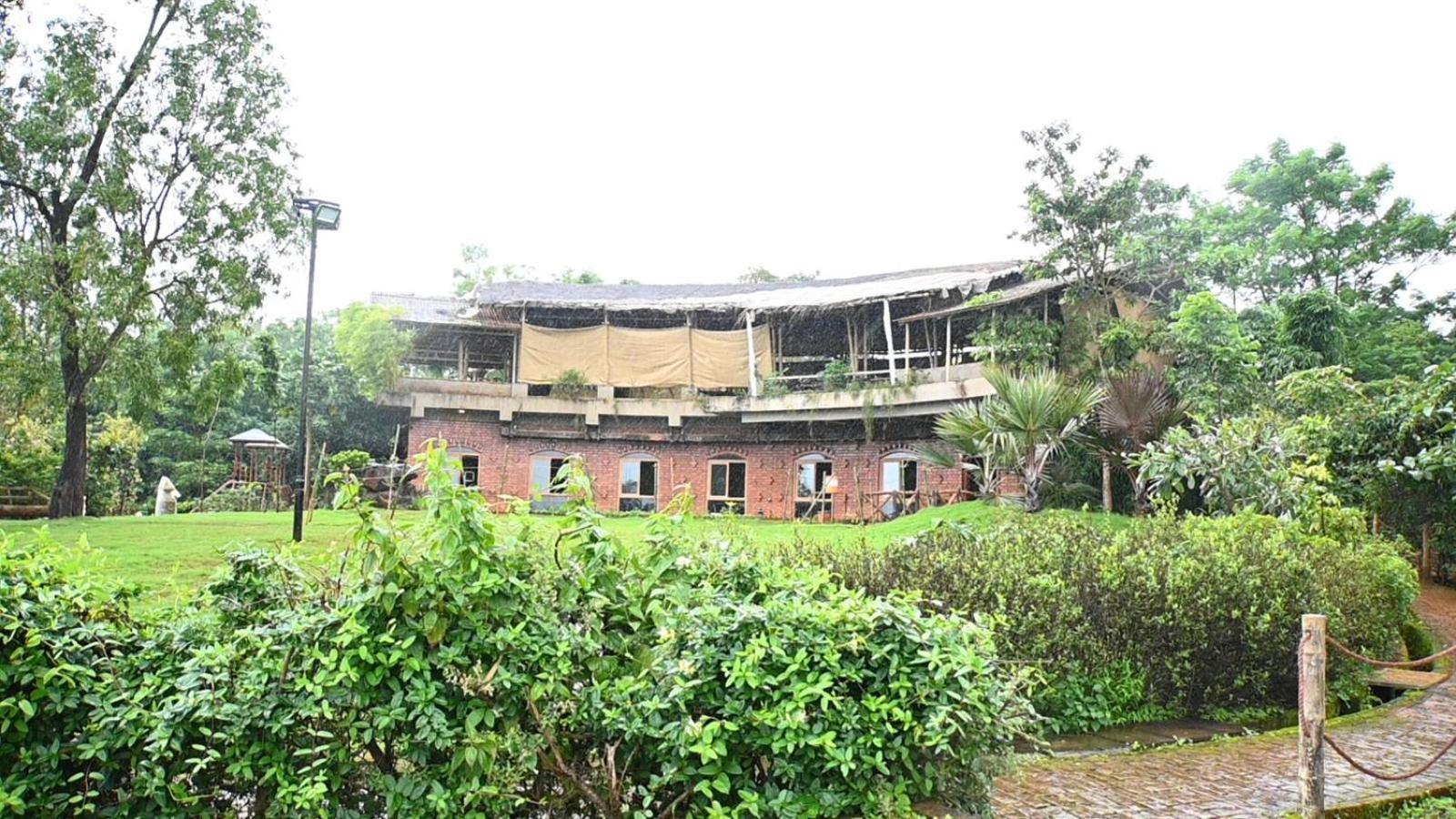 Bamboo And Bricks Resort Welhe Luaran gambar